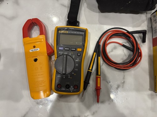 Fluke 117 323 electricians - fluke,